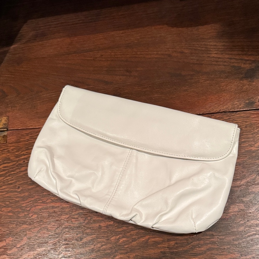 VTG 1979 Toni Genuine Leather Elegant White Clutch Bag